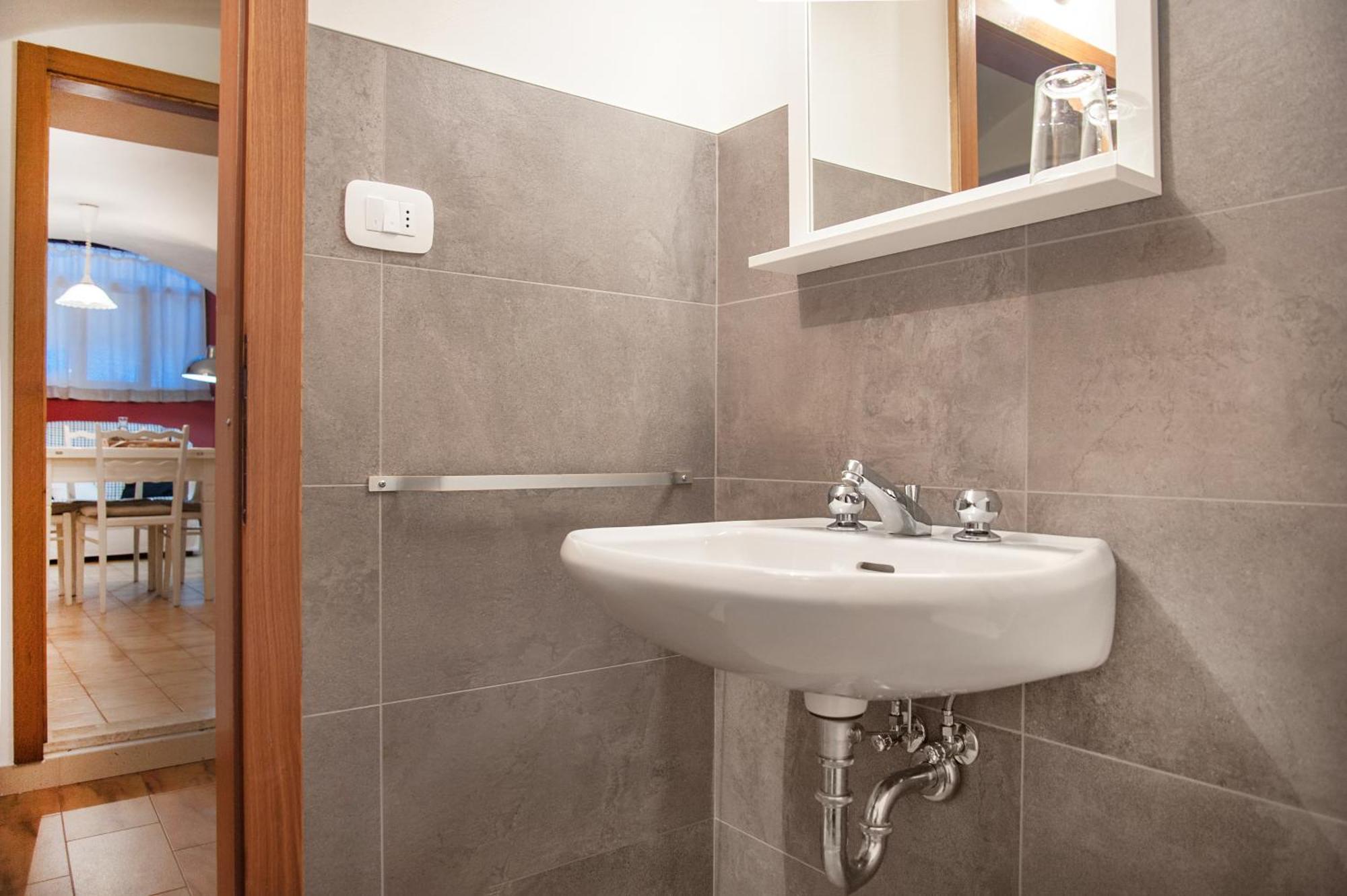 Casa Calvola Holiday Home 텐노 객실 사진